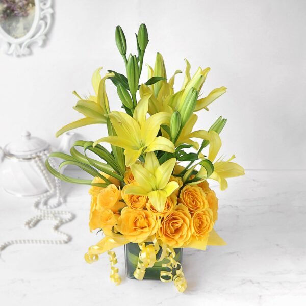 Sunshine Yellow Lilies & Roses in Vase