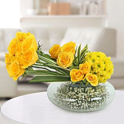 Yellow Roses N Daisies Arrangement